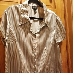 Delightful striped Lane Bryant blouse cap sleeve